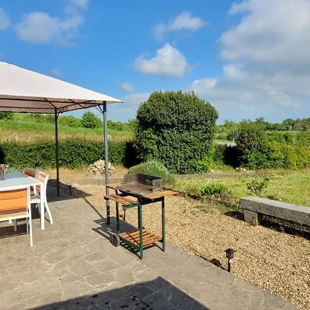 Chaleureux Cottage In Sainte-Suzanne * Sainte-Suzanne (Mayenne)