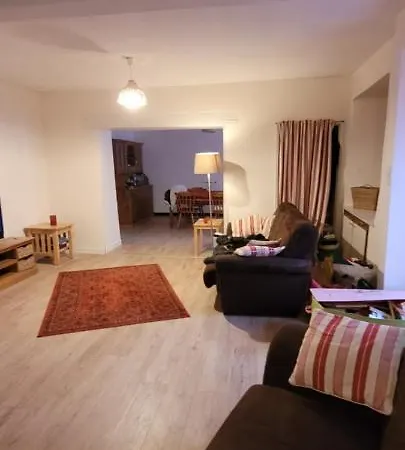 Casa de Férias Chaleureux Cottage In Sainte-Suzanne