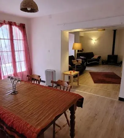 Chaleureux Cottage In Sainte-Suzanne * Sainte-Suzanne (Mayenne)